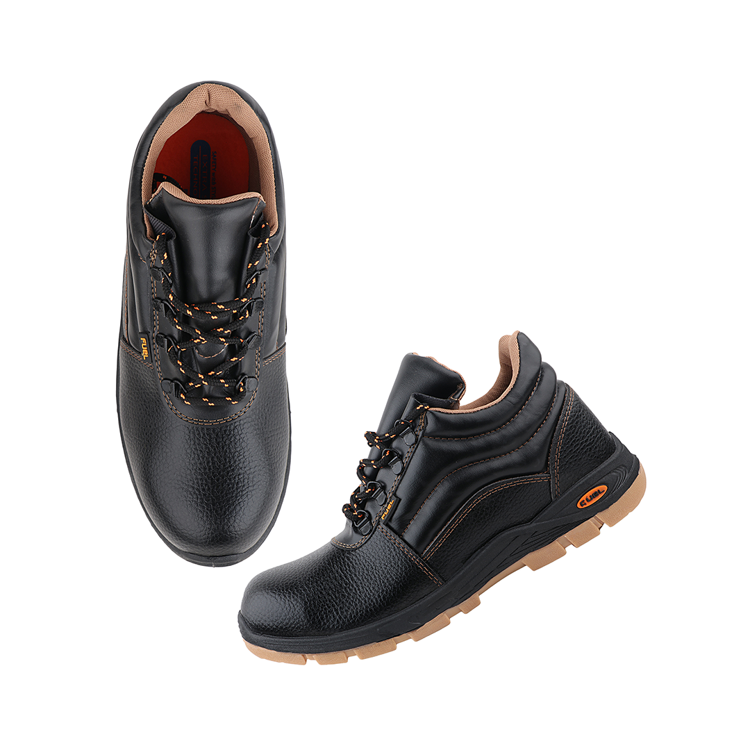 FUEL Comfortable and breathable Jordan HC PVC safety shoes with 100J fit at every work and style (Black)