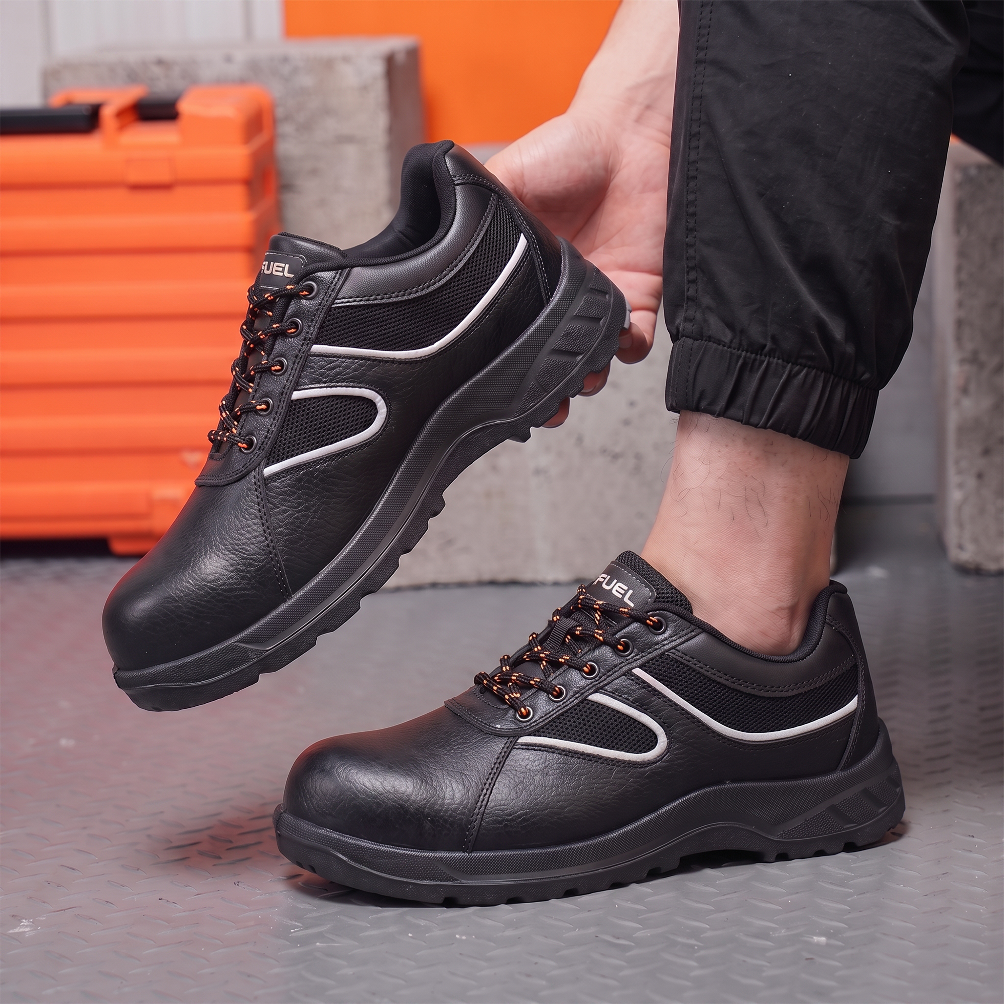FUEL Shank ISI Marked Comfortable and light-weight  Industrial Safety Shoe For Men's (Black)
