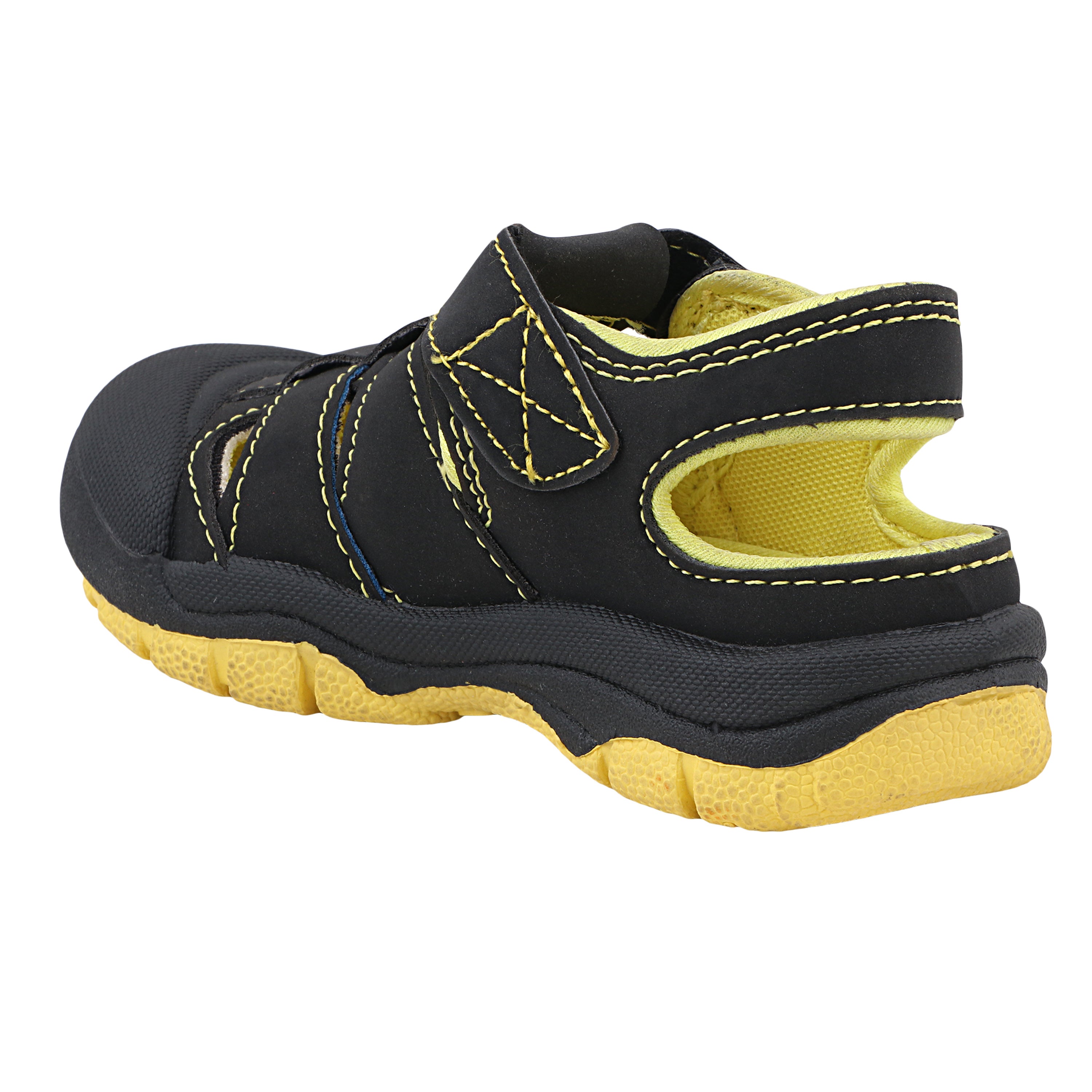 FUEL Qeudos Comfortable Sandals for Kids (Black)