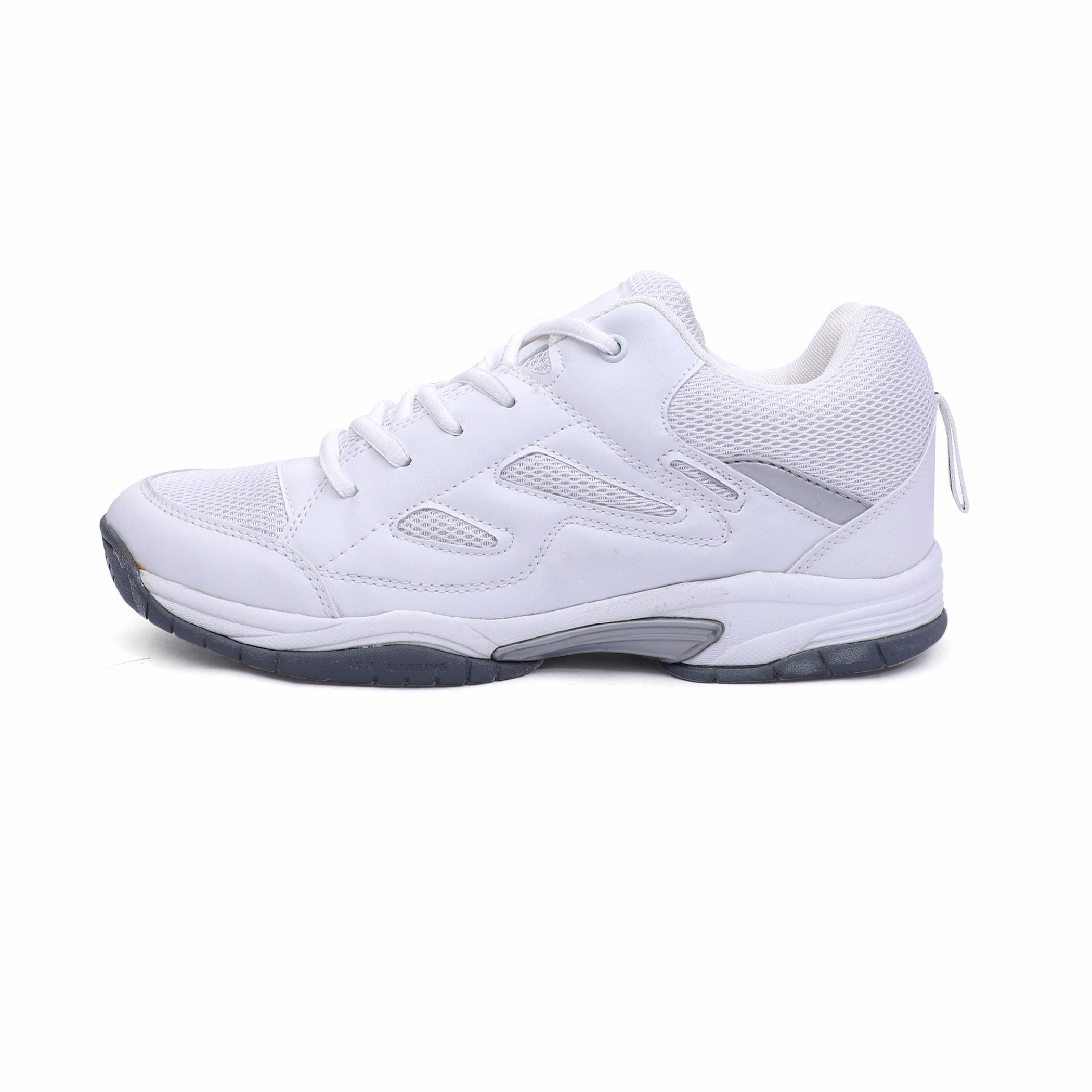 white sports shoes